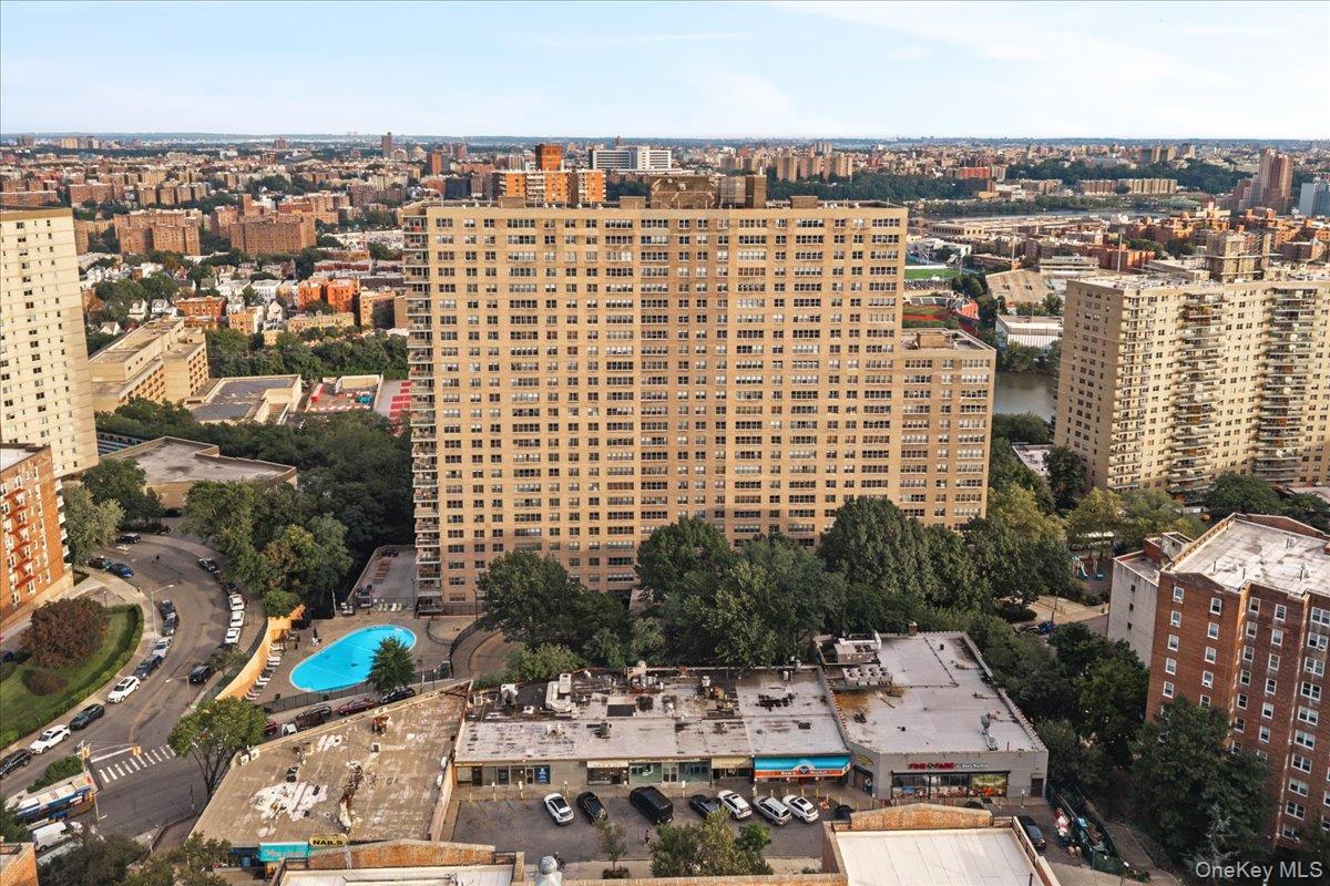 555 Kappock Street, Unit 7E photo 4