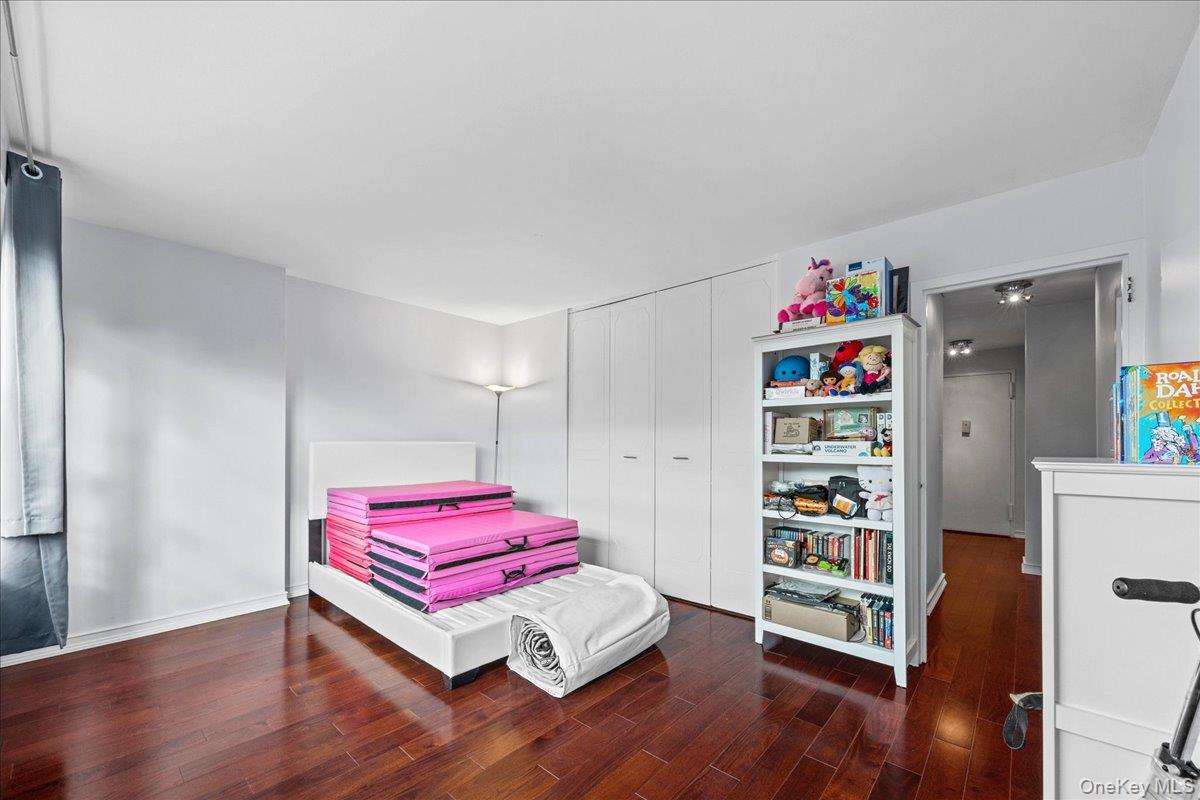 555 Kappock Street, Unit 7E photo 22