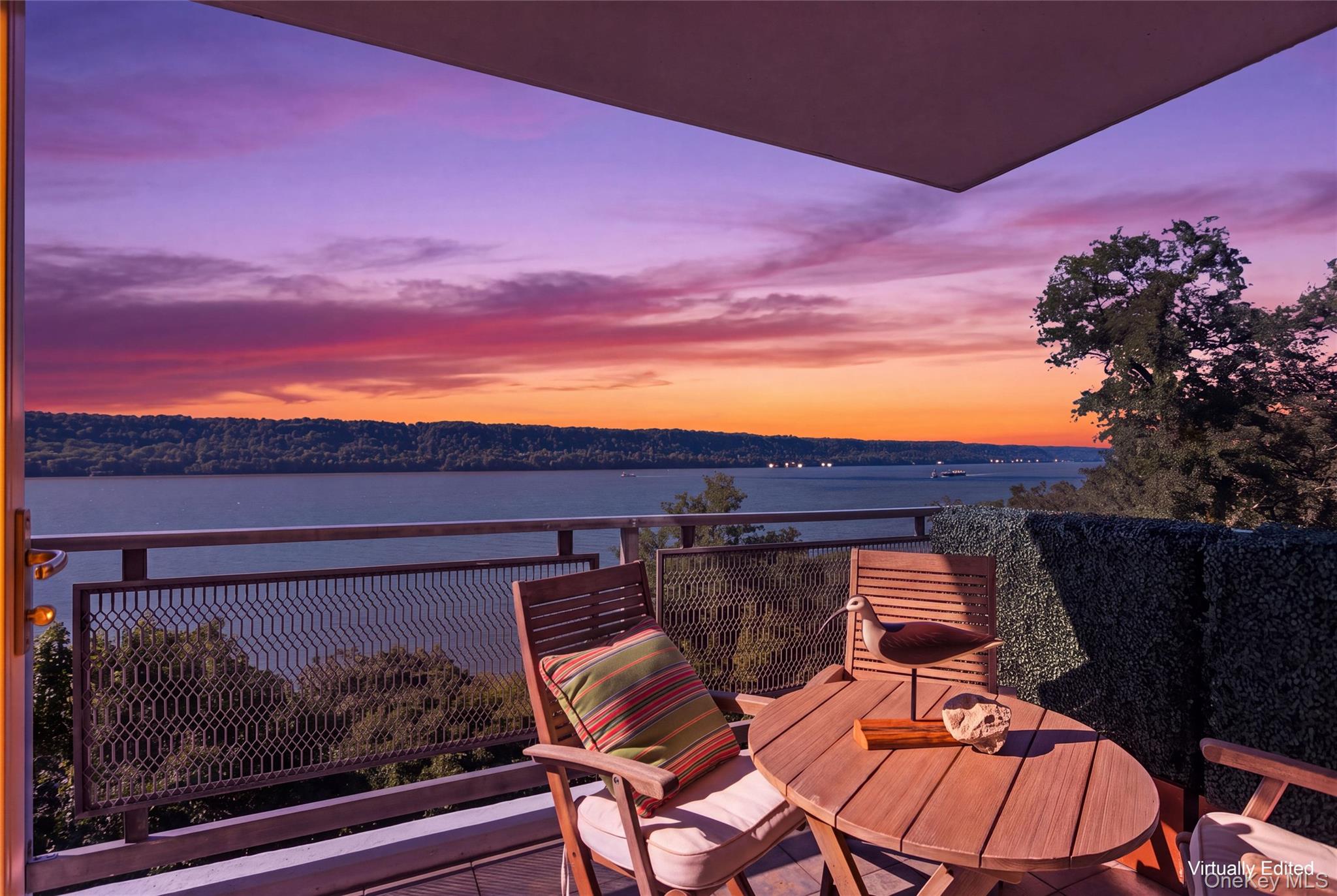 2621 Palisade Avenue, Unit 1C