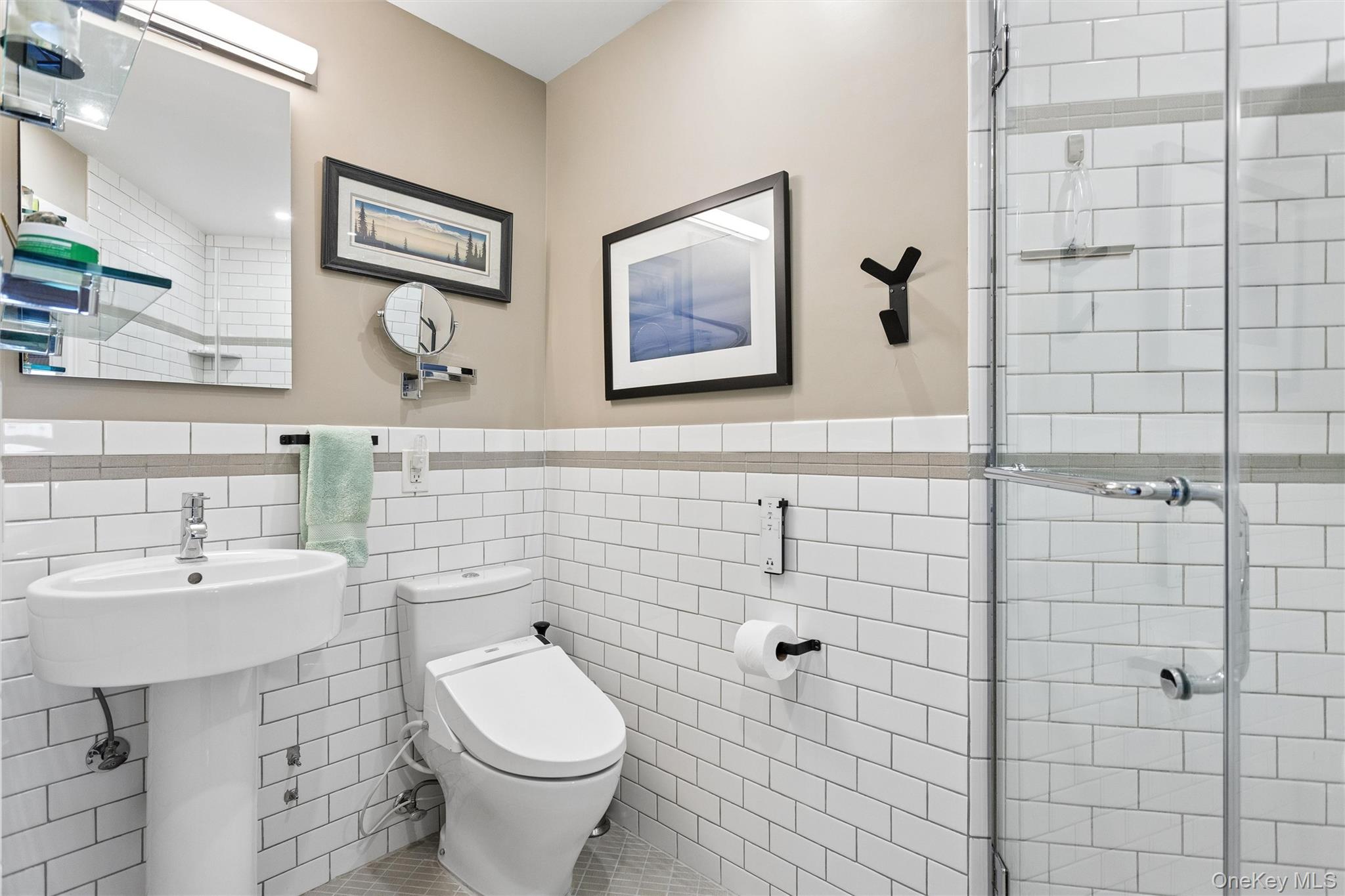 2621 Palisade Avenue, Unit 1C photo 20