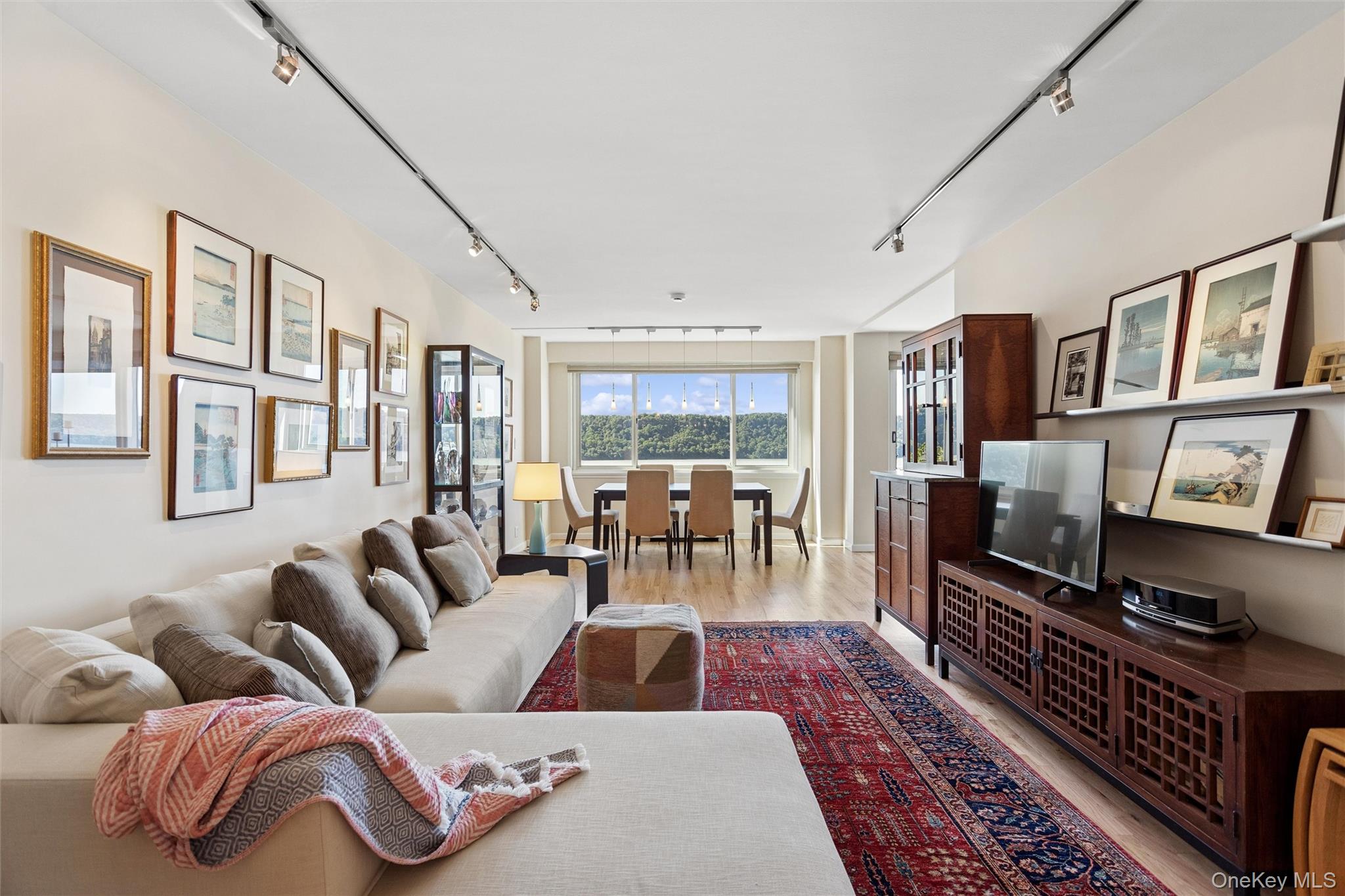 2621 Palisade Avenue, Unit 1C photo 12