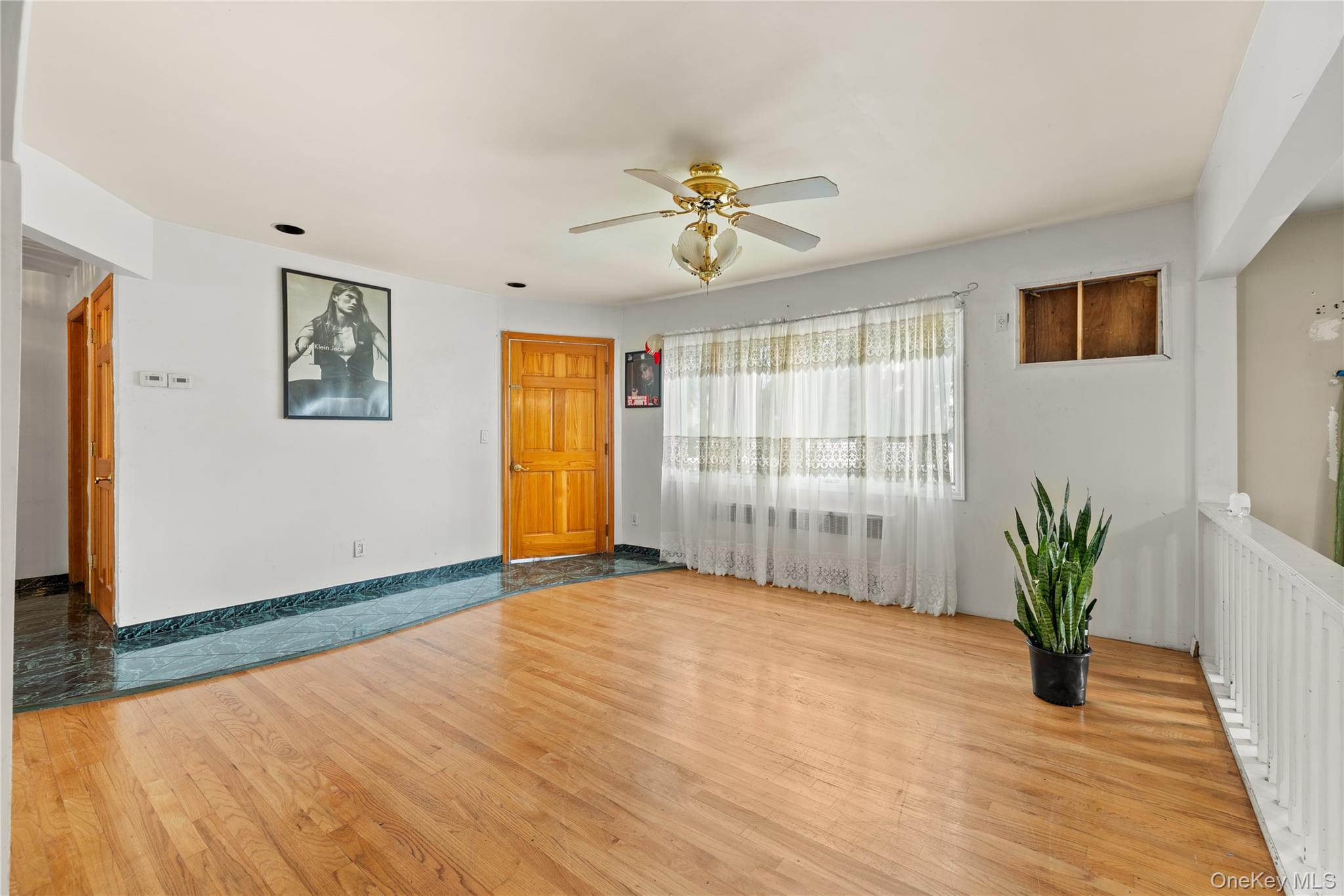 947 N Park Avenue – For Sale photo 4