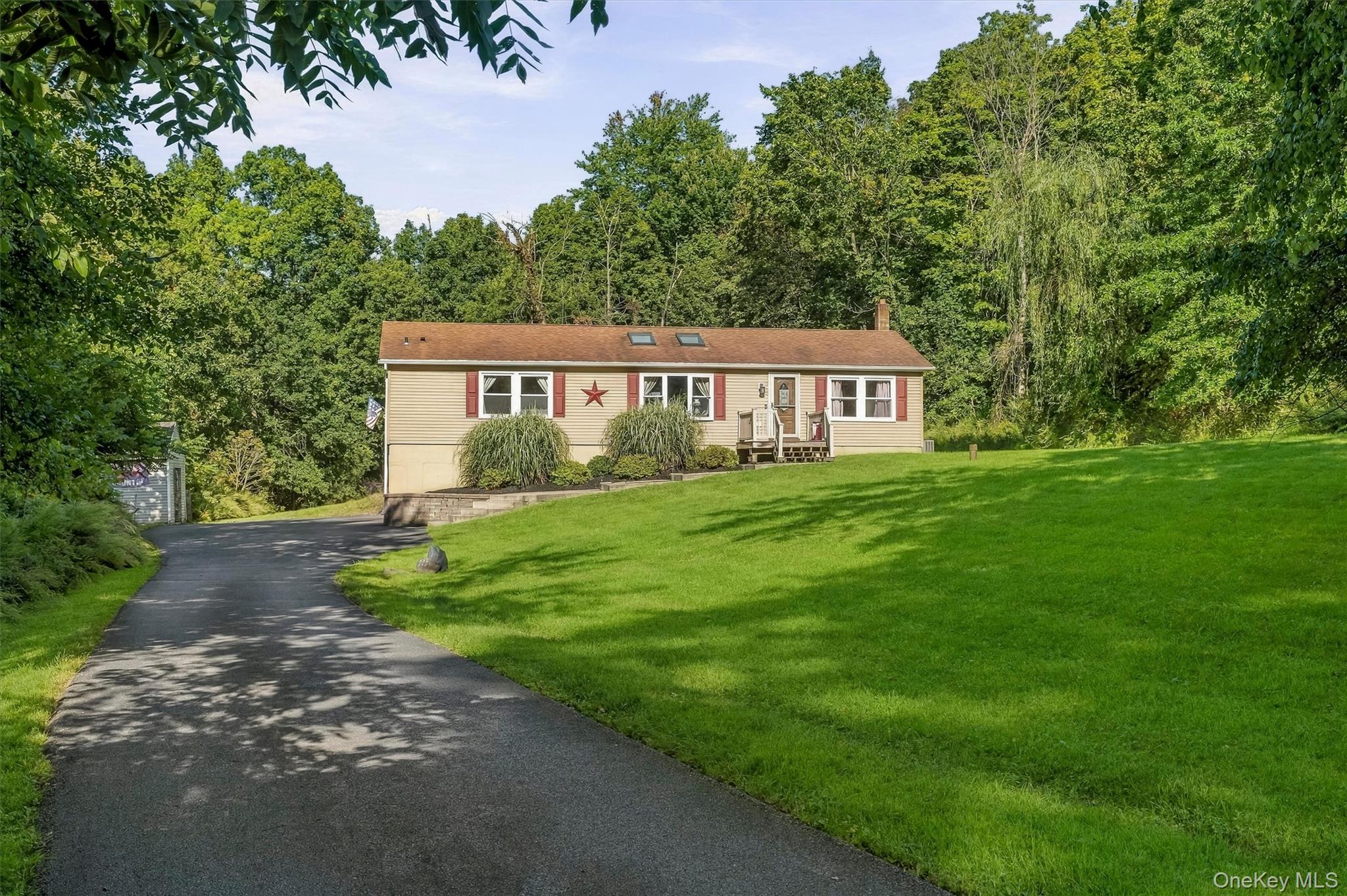 97 Heselton Drive – For Sale photo 3