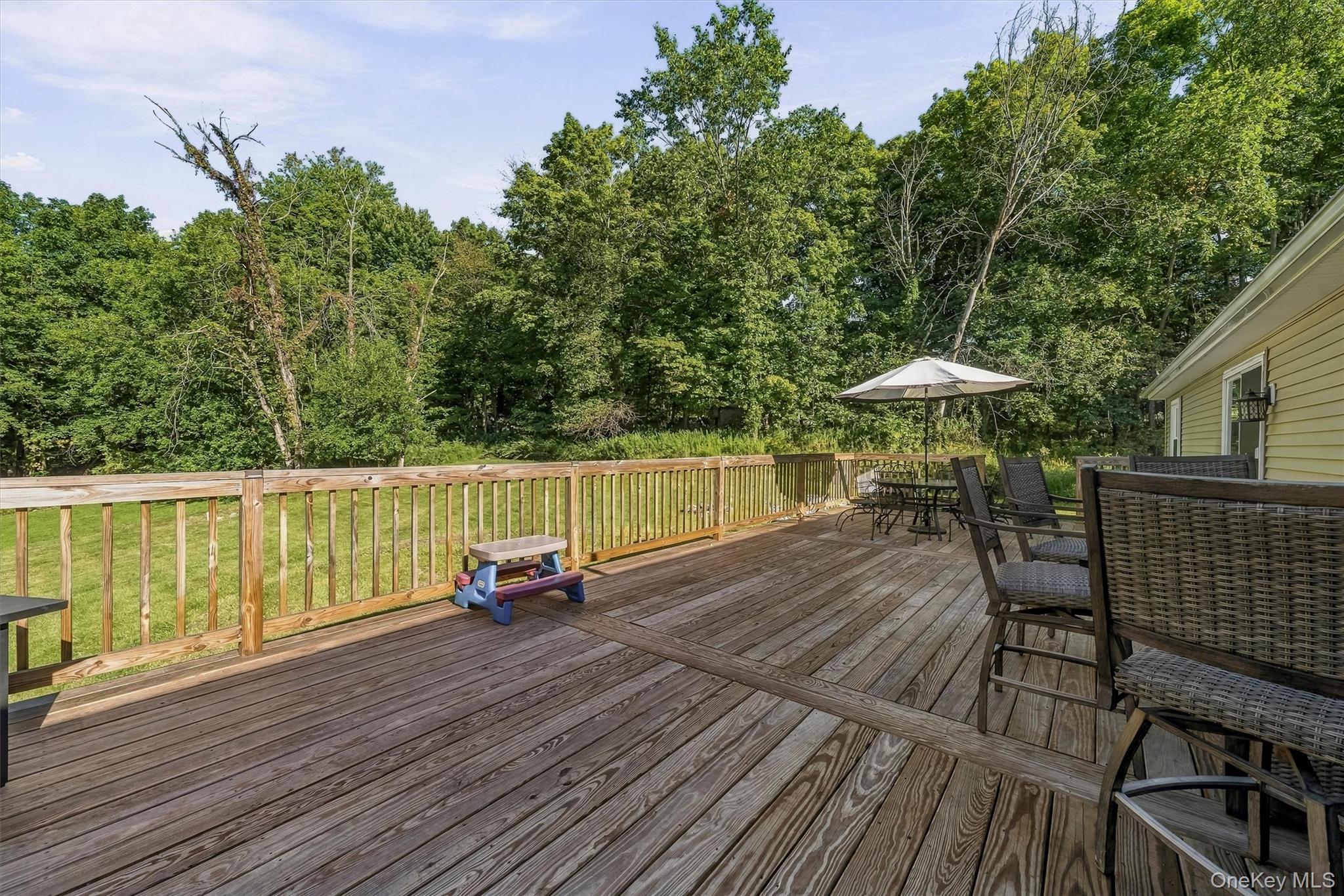 97 Heselton Drive – For Sale photo 34