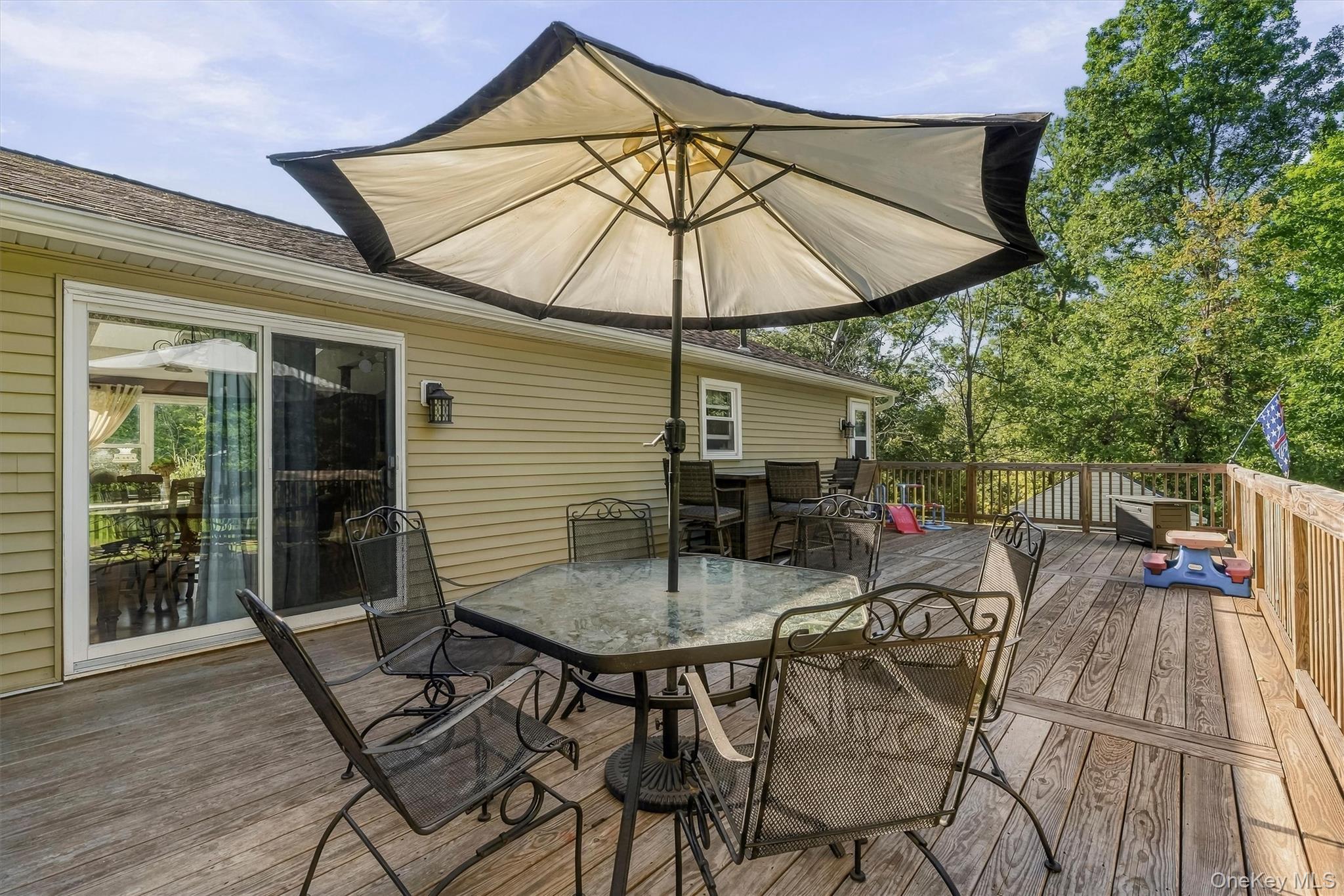 97 Heselton Drive – For Sale photo 33