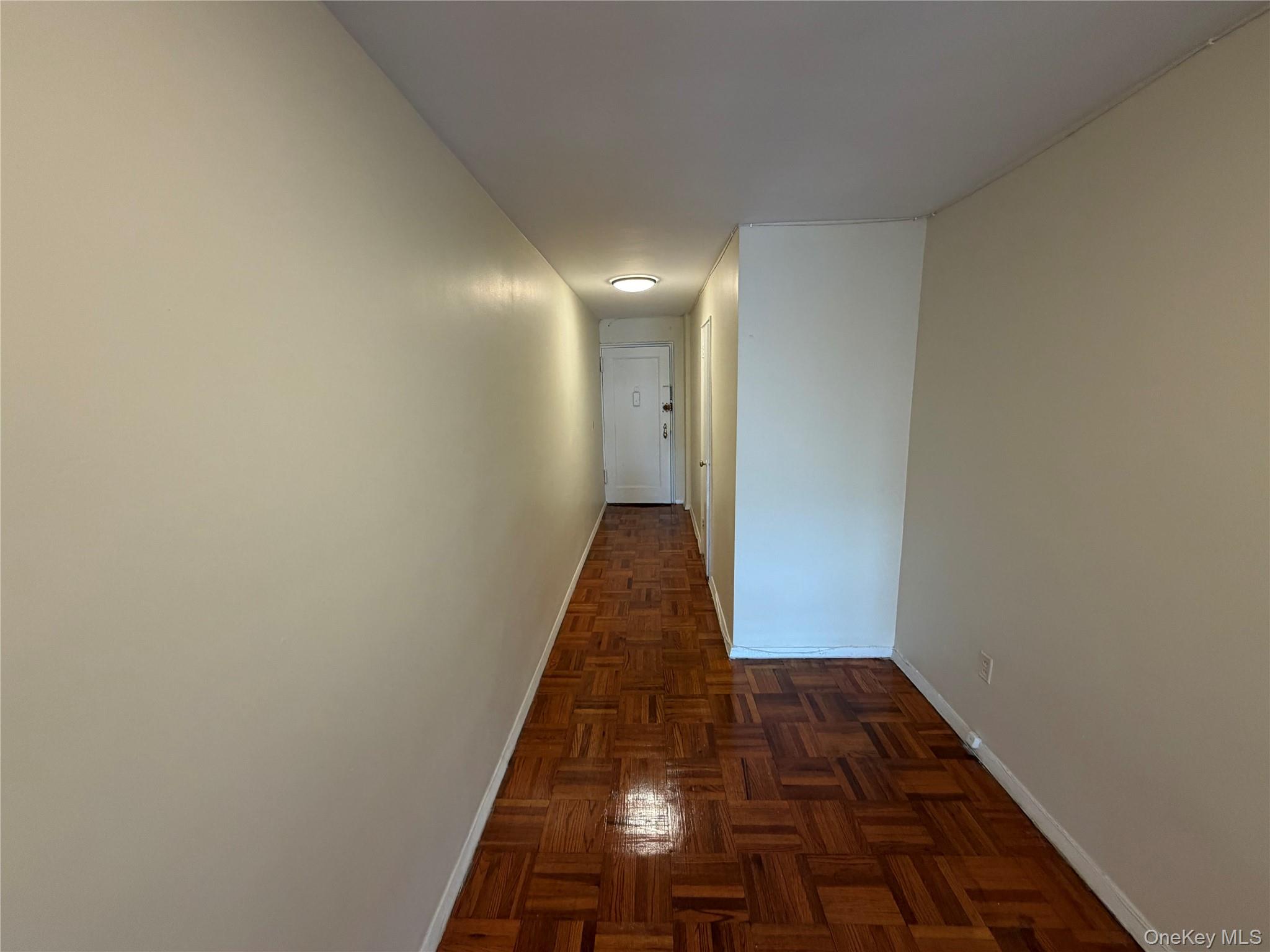 25 Shady Glen Court, Unit 3B photo 4