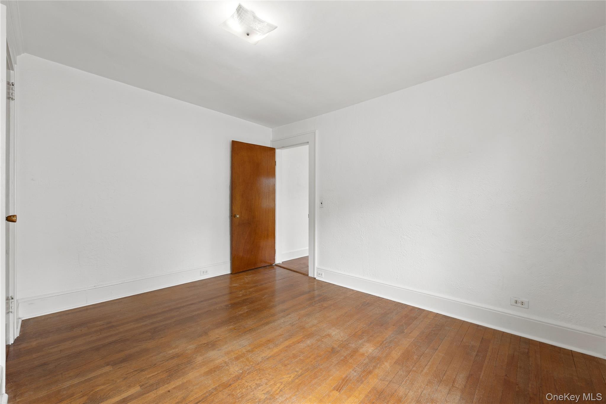 34 Terrace Avenue – For Sale photo 27