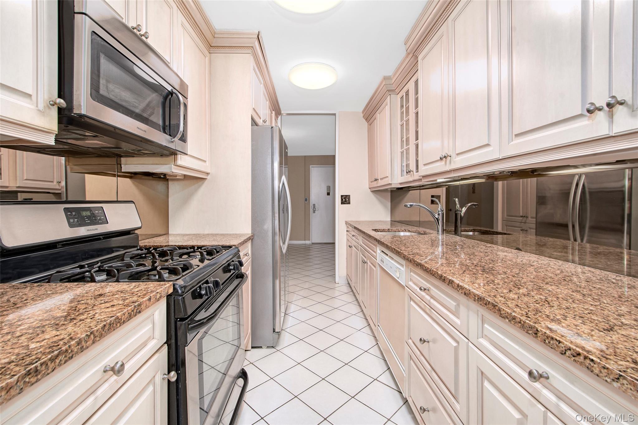 720 Milton Road, Unit West Build photo 17
