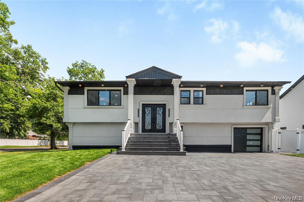 274 Central Park Road – For Sale