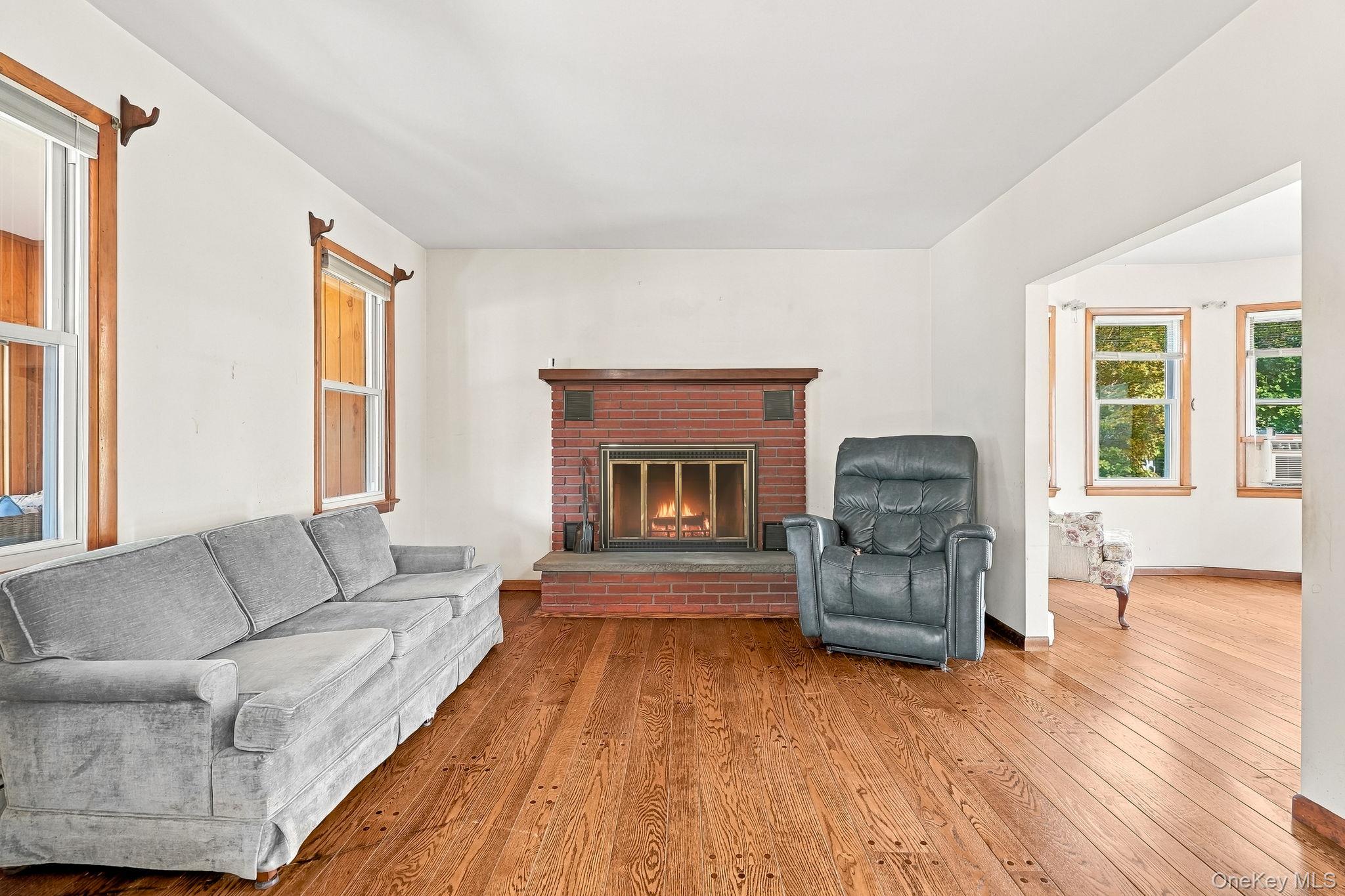 8 Lancaster Avenue – For Sale photo 8