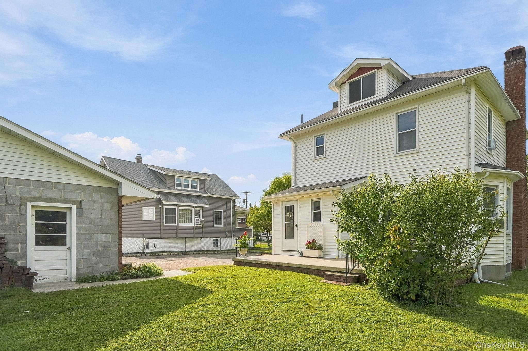8 Lancaster Avenue – For Sale photo 24