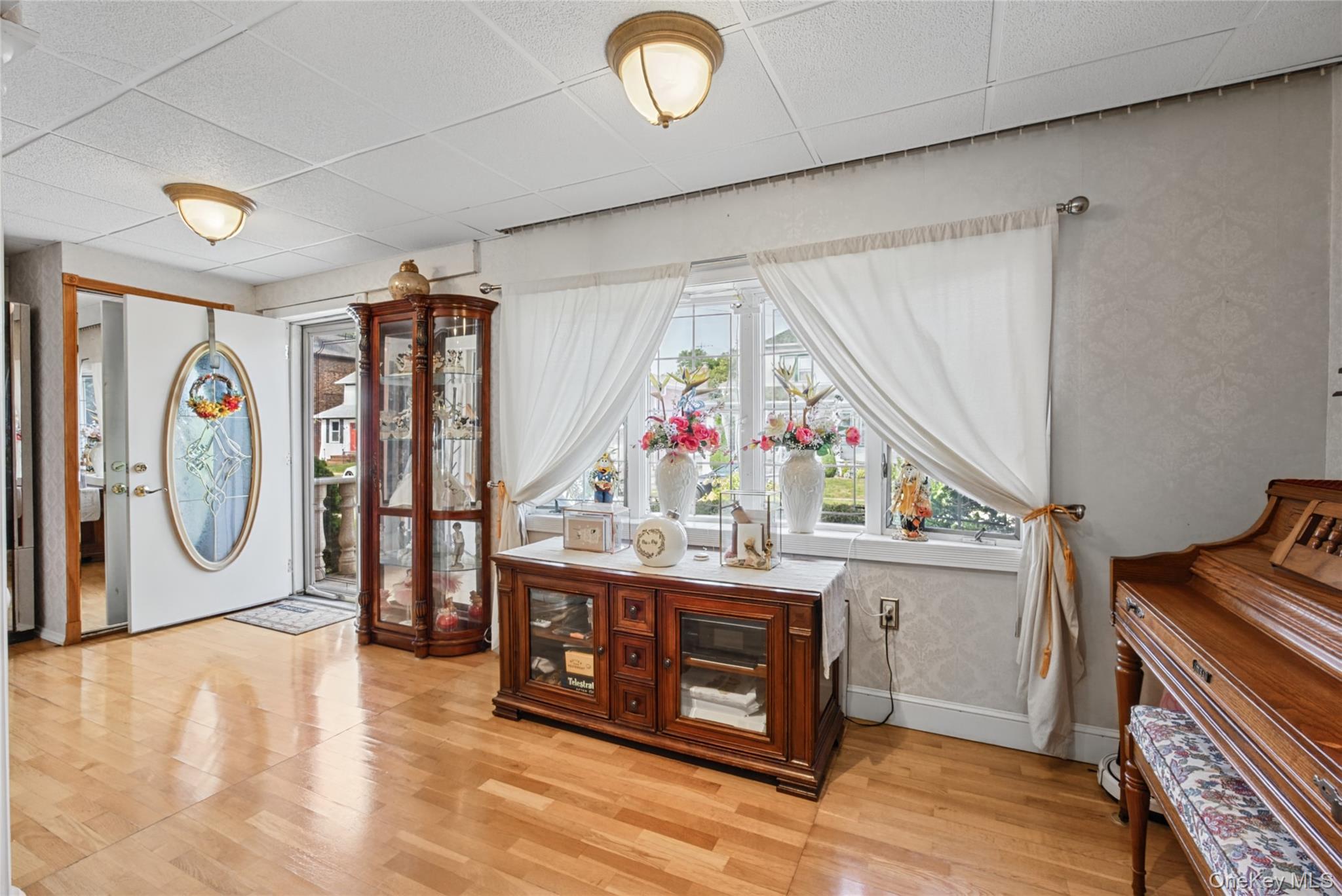 26 E Oxford Street – For Sale photo 9