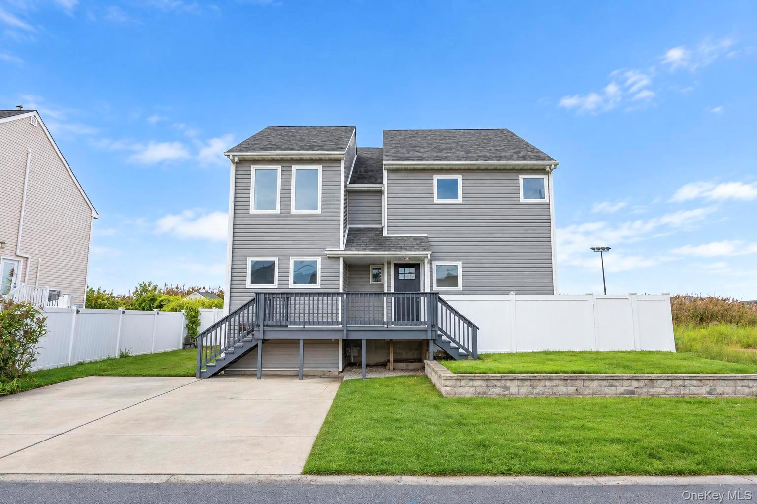 891 S Bay Street – For Sale photo 2