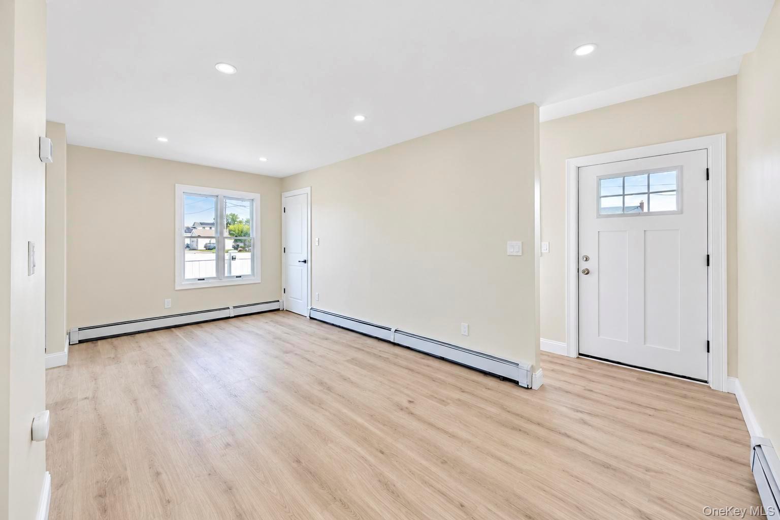 891 S Bay Street – For Sale photo 3