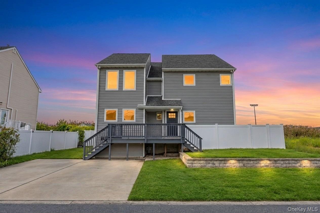 891 S Bay Street – For Sale