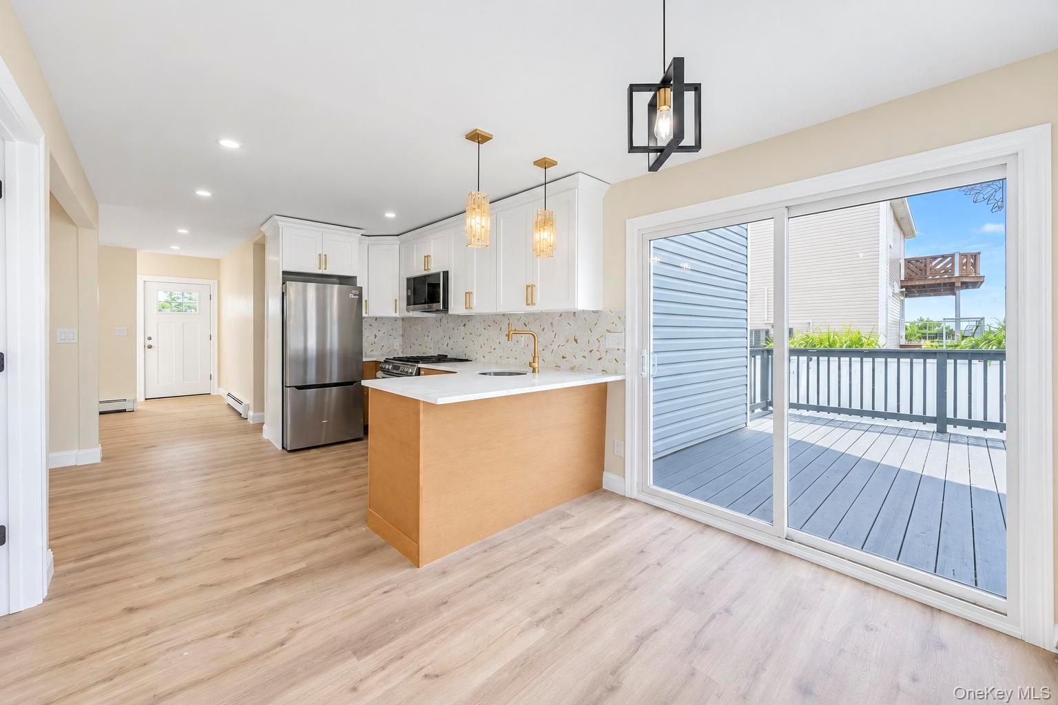 891 S Bay Street – For Sale photo 14