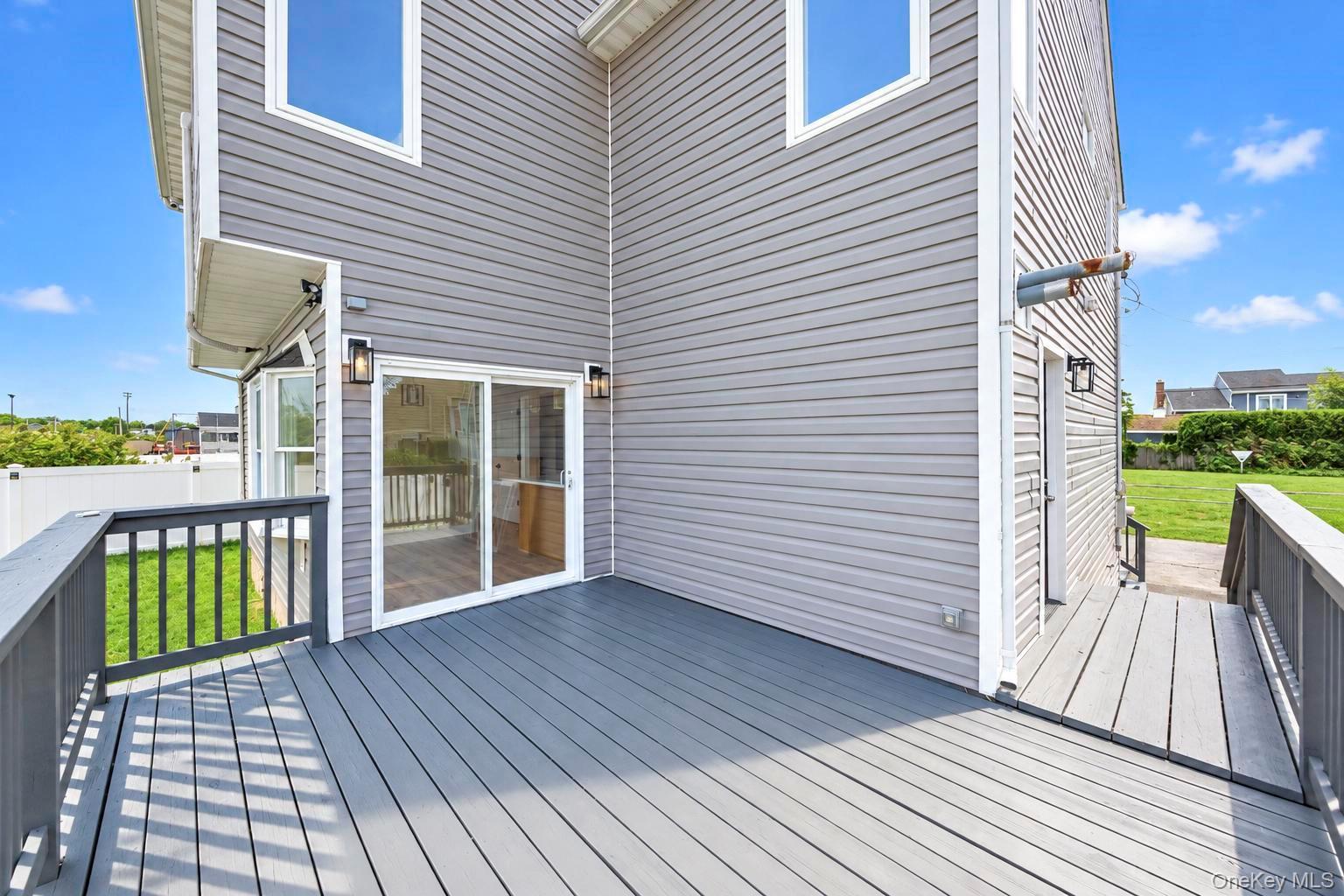 891 S Bay Street – For Sale photo 33