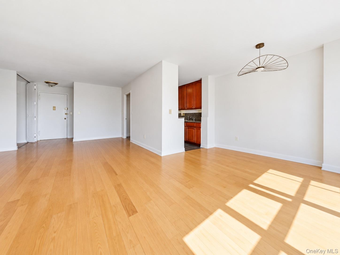 555 Kappock Street, Unit 25T photo 4
