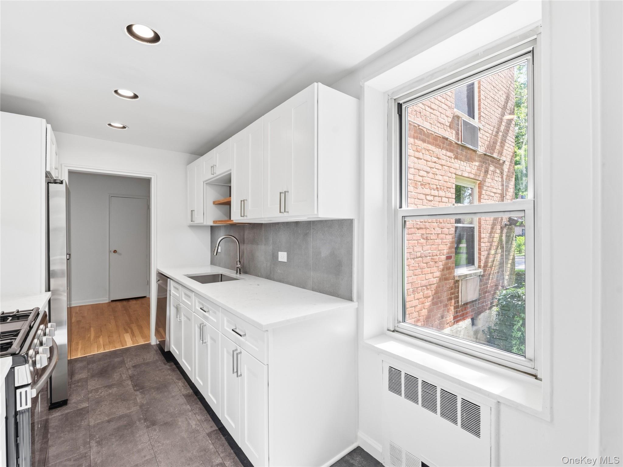 1850 211th Street, Unit 1J photo 11