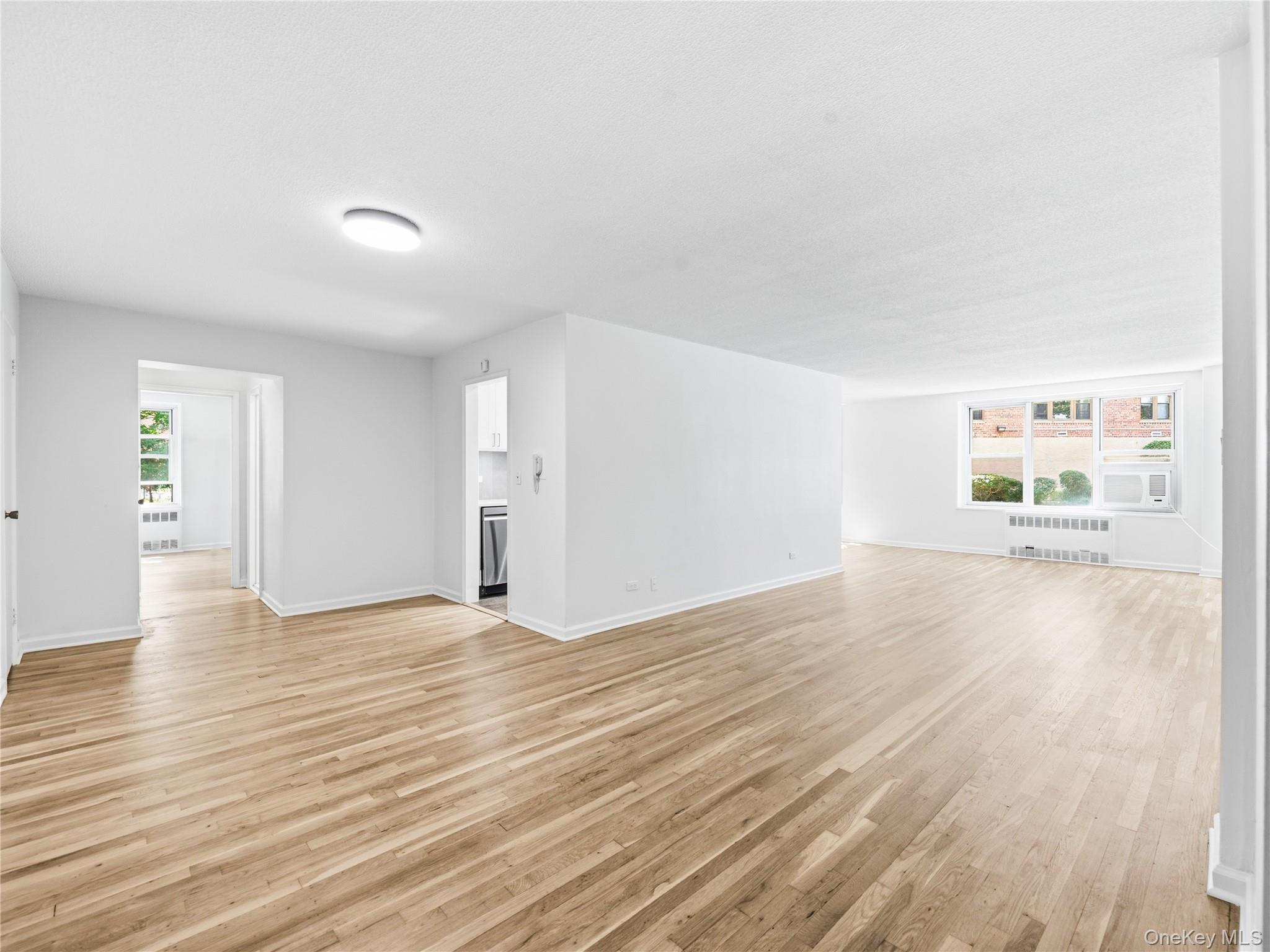 1850 211th Street, Unit 1J photo 3