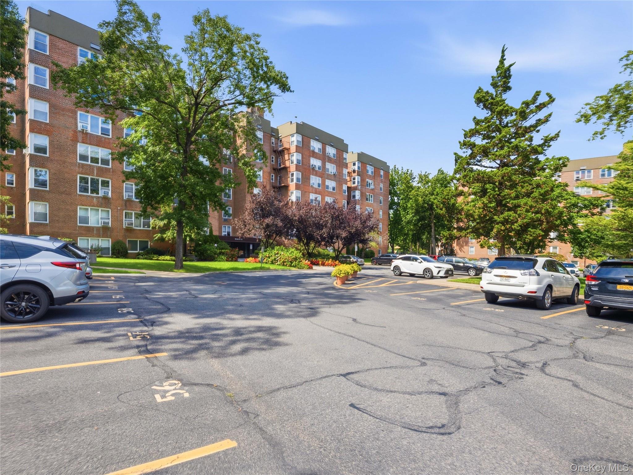 1850 211th Street, Unit 1J photo 21