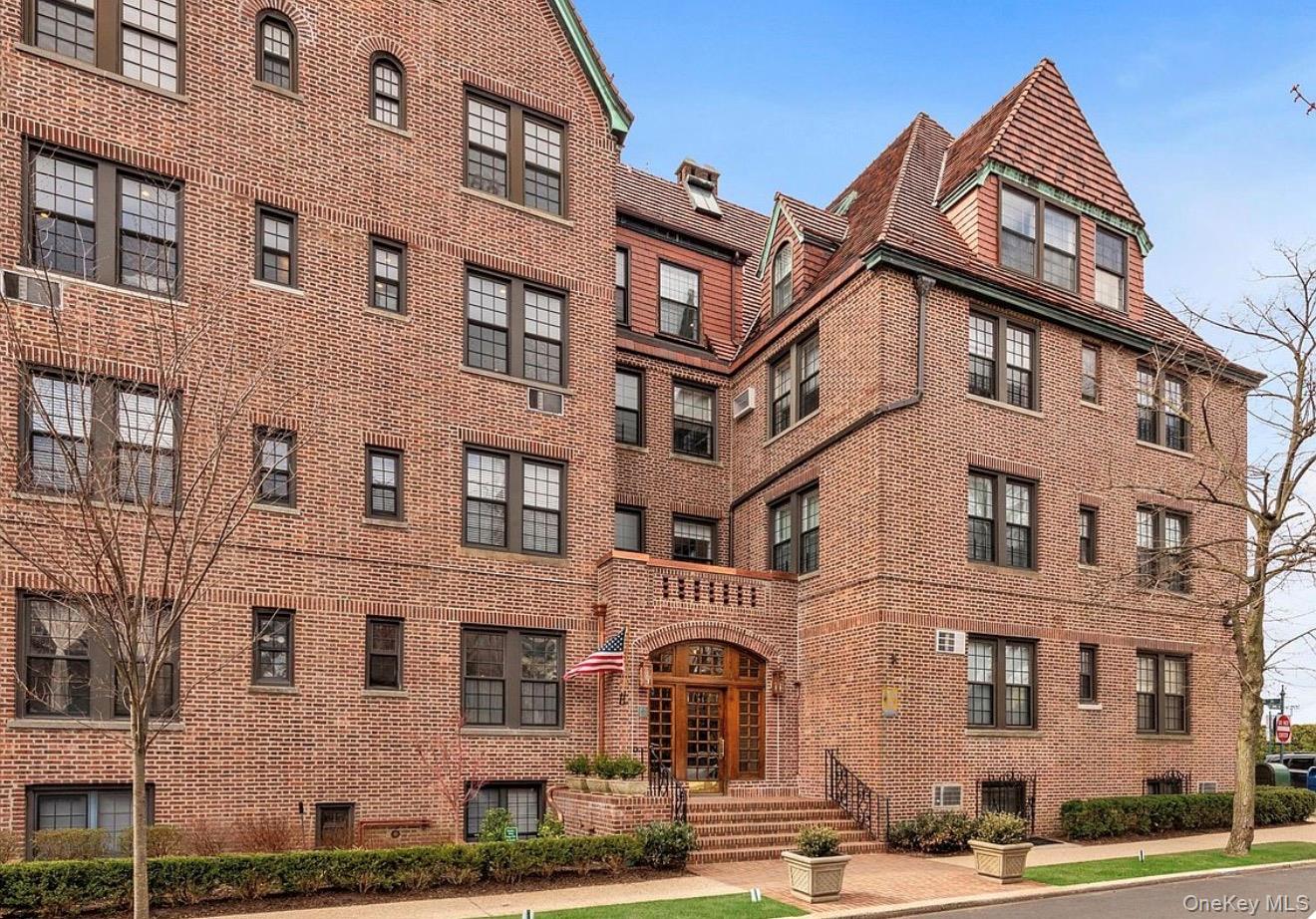 6 Burns Street, Unit 120 photo 9