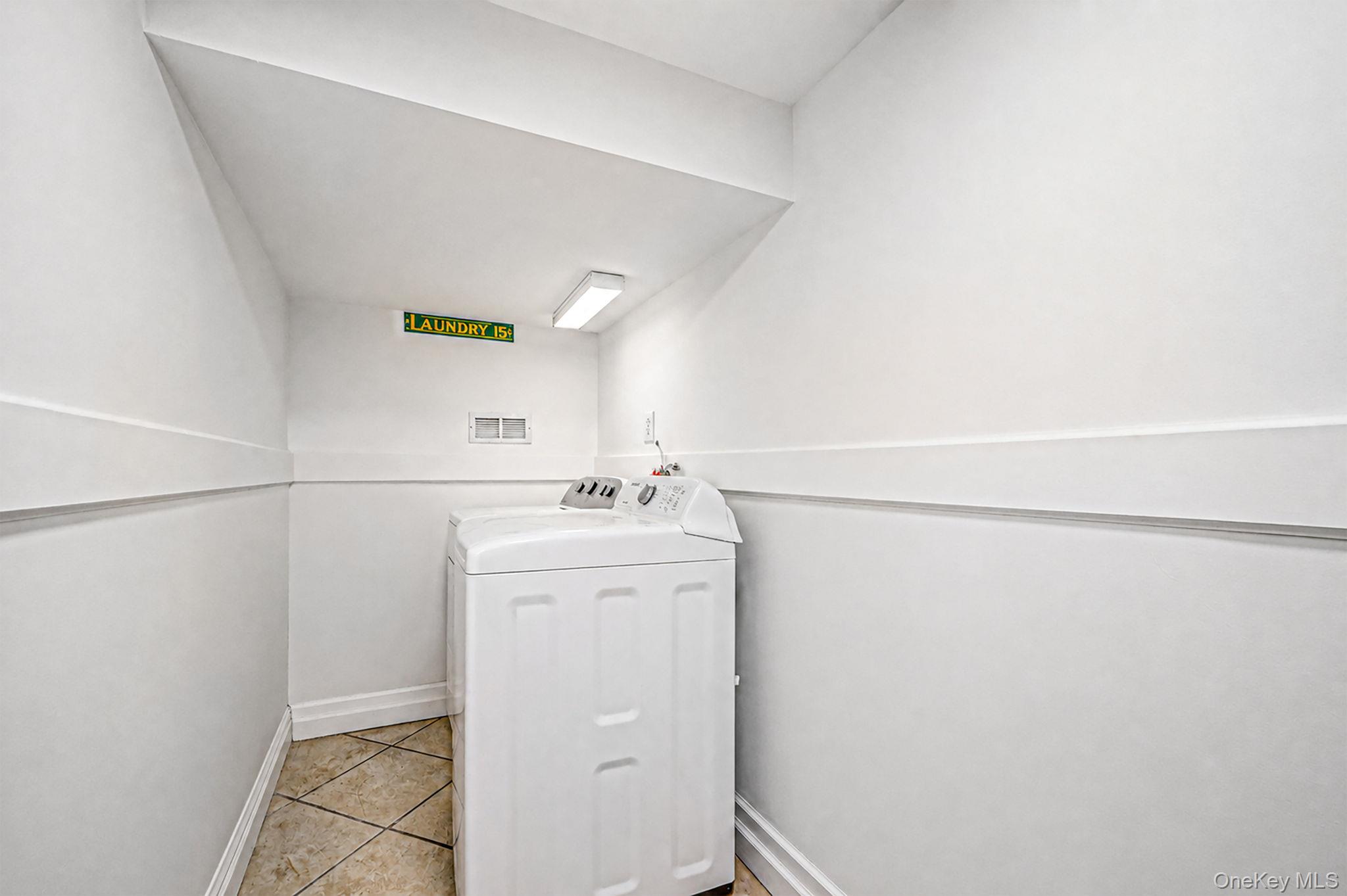 152 Alkier Street – For Sale photo 33