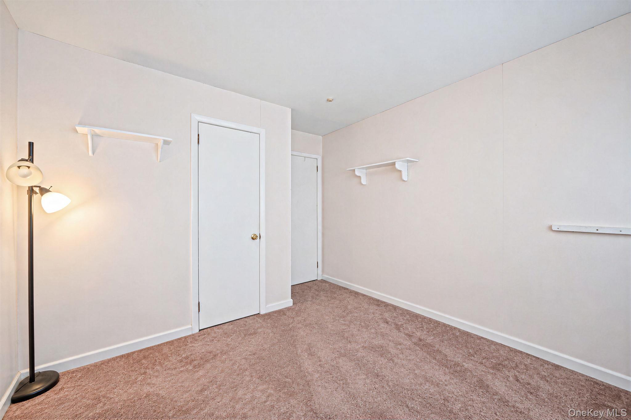 11 E Hollywood Avenue – For Sale photo 17