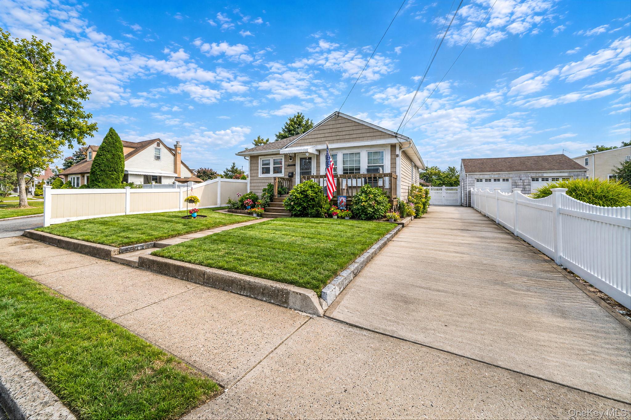 11 E Hollywood Avenue – For Sale photo 3