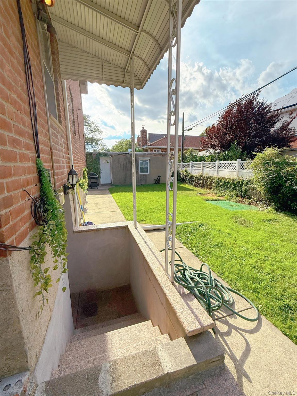 200-21 39 Avenue – For Sale photo 29