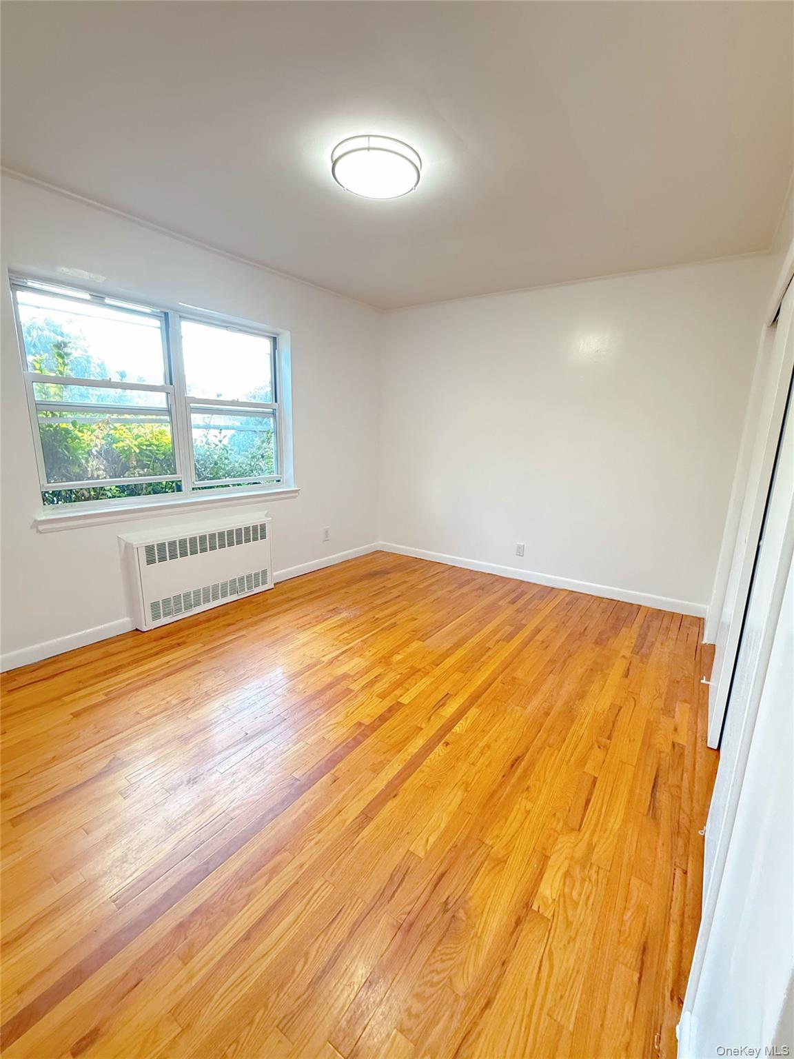 200-21 39 Avenue – For Sale photo 12