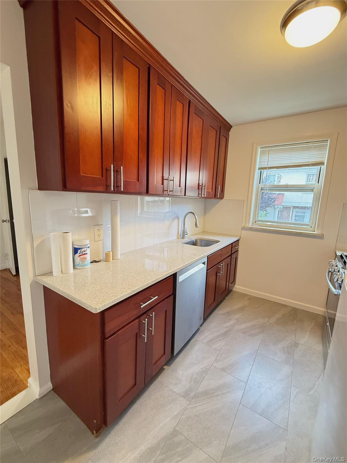 200-21 39 Avenue – For Sale photo 13