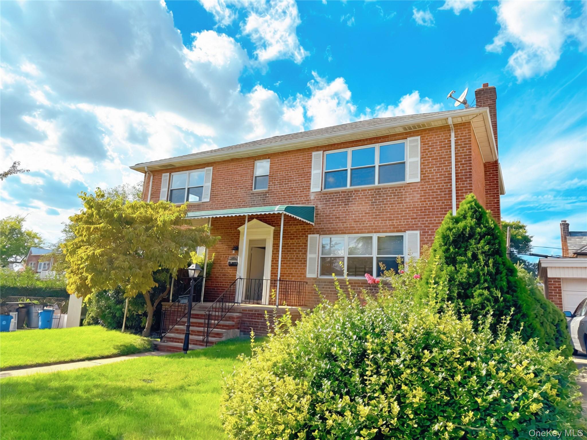 200-21 39 Avenue – For Sale photo 2