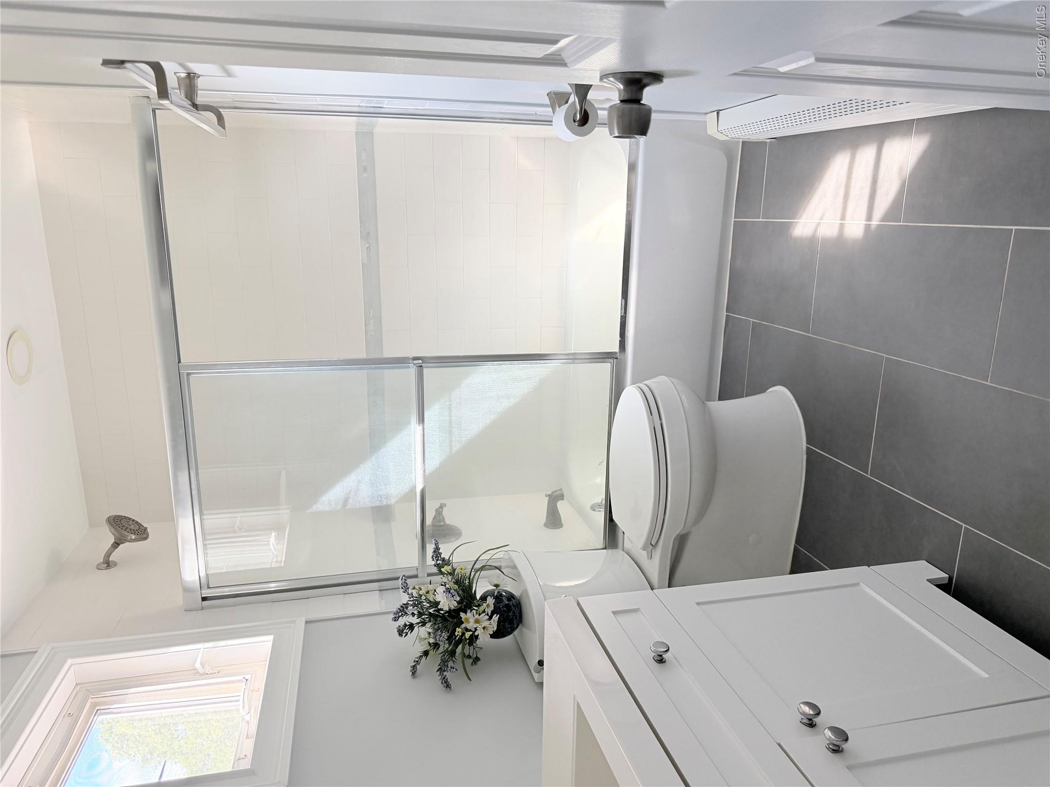 18 William Street – For Sale photo 14
