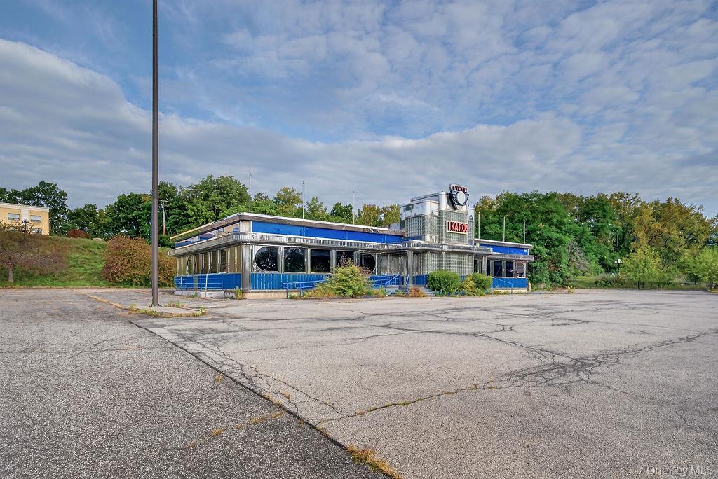 909 Union Avenue – For Sale photo 31