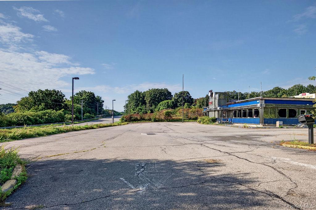 909 Union Avenue – For Sale photo 26