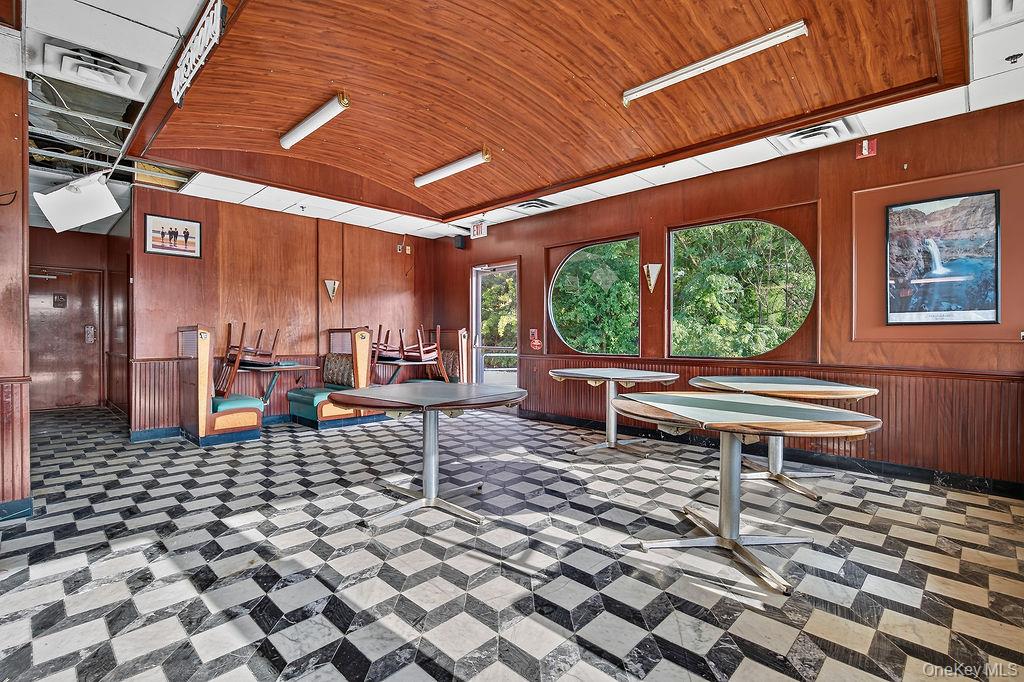 909 Union Avenue – For Sale photo 14