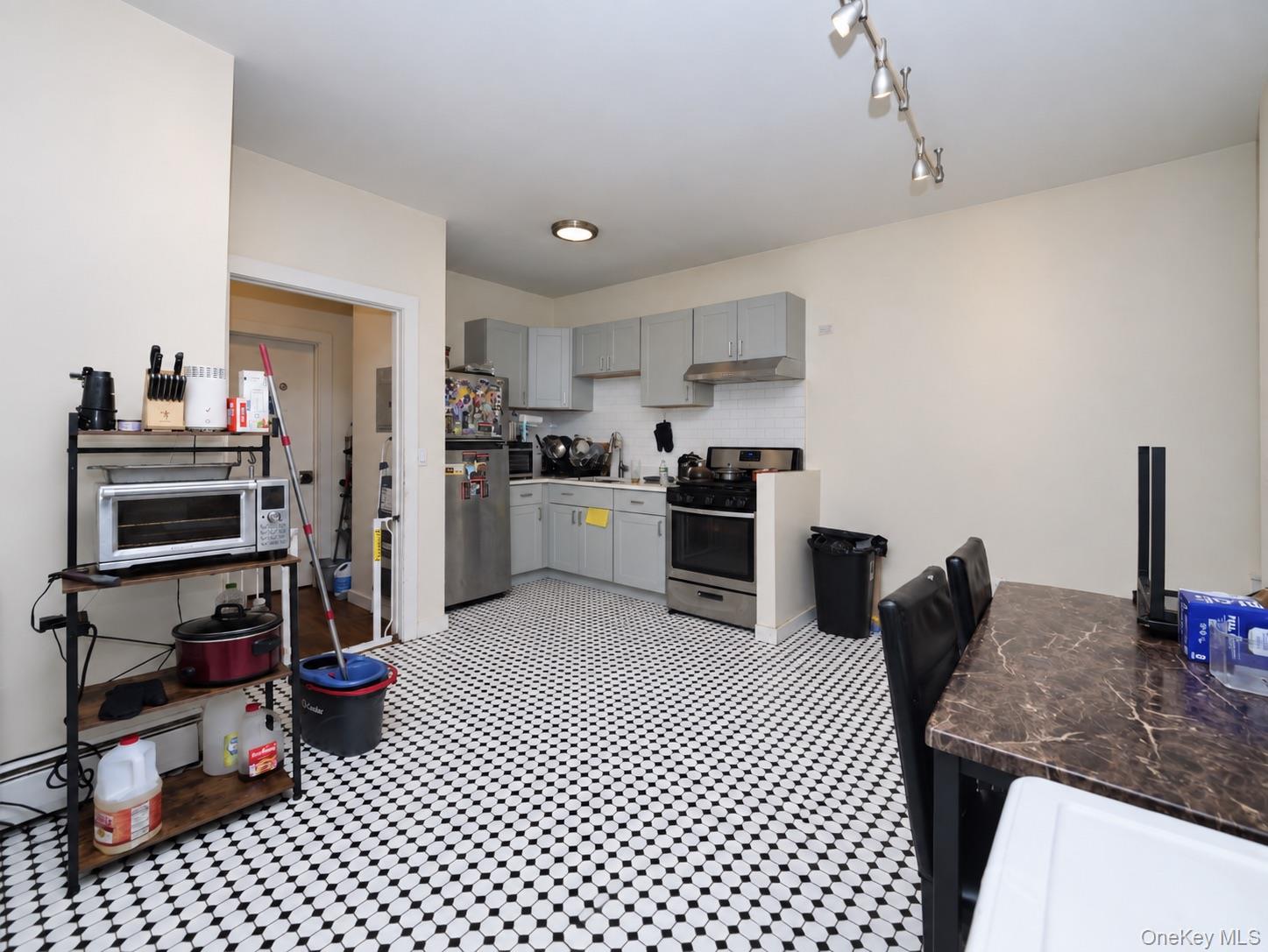 369 Liberty Street – For Sale photo 7