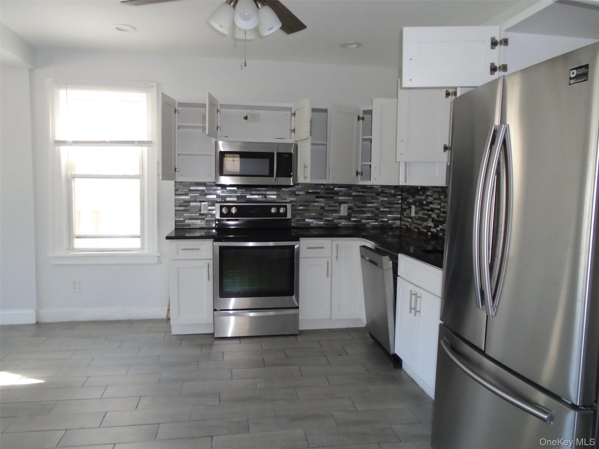 27 Starks Place, Unit Fl. 1 photo 5