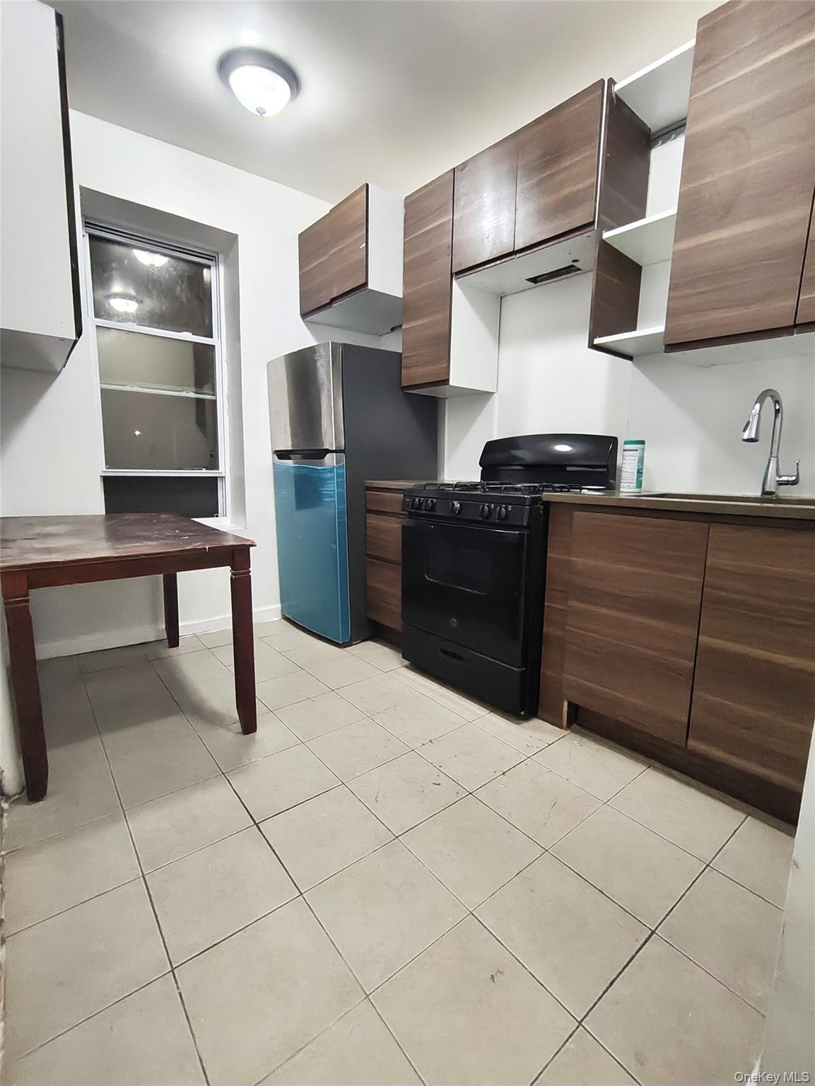 106-47 Union Hall Street, Unit 2nd Flr photo 8