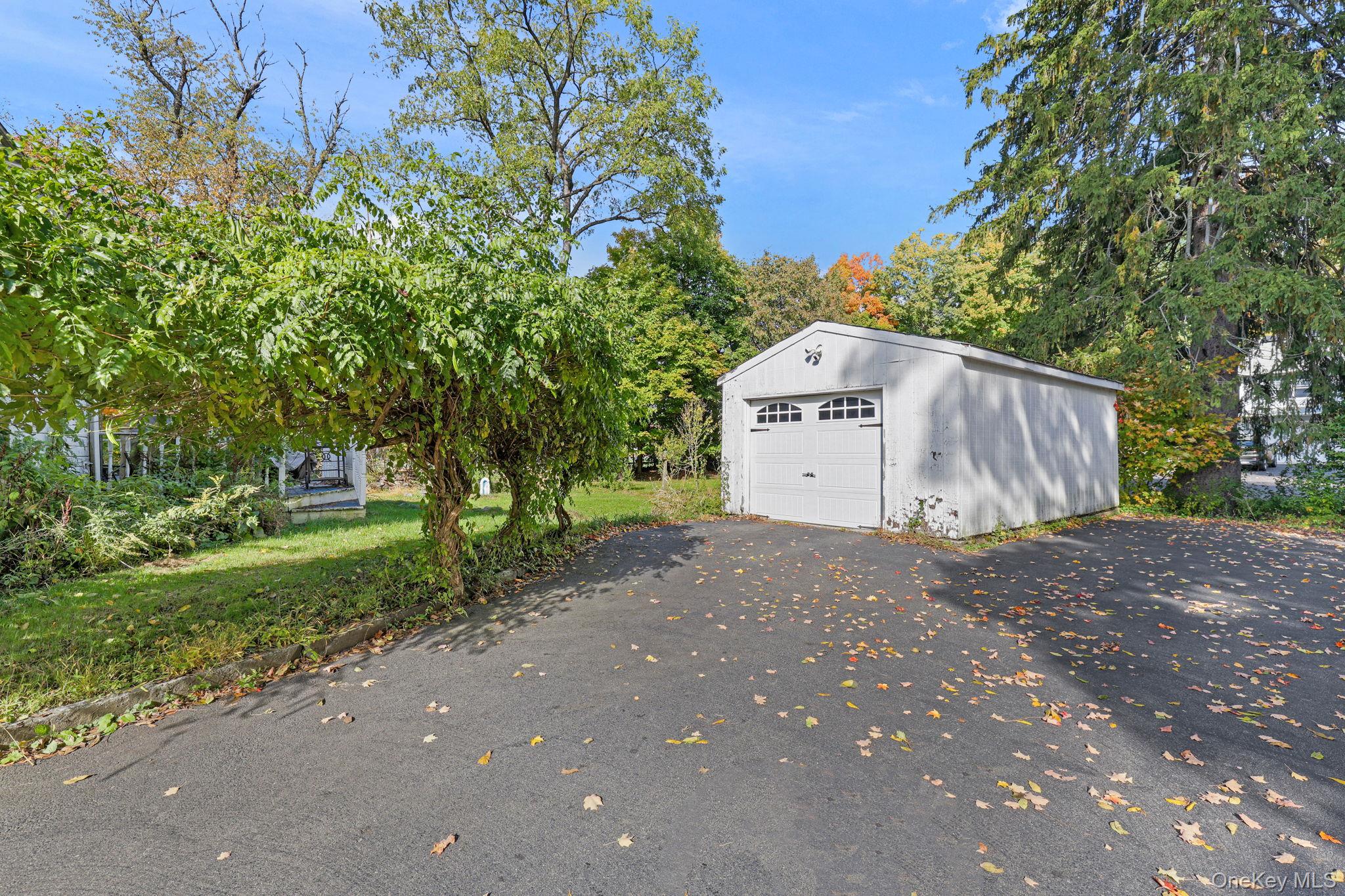 225 Spring Street – For Sale photo 4