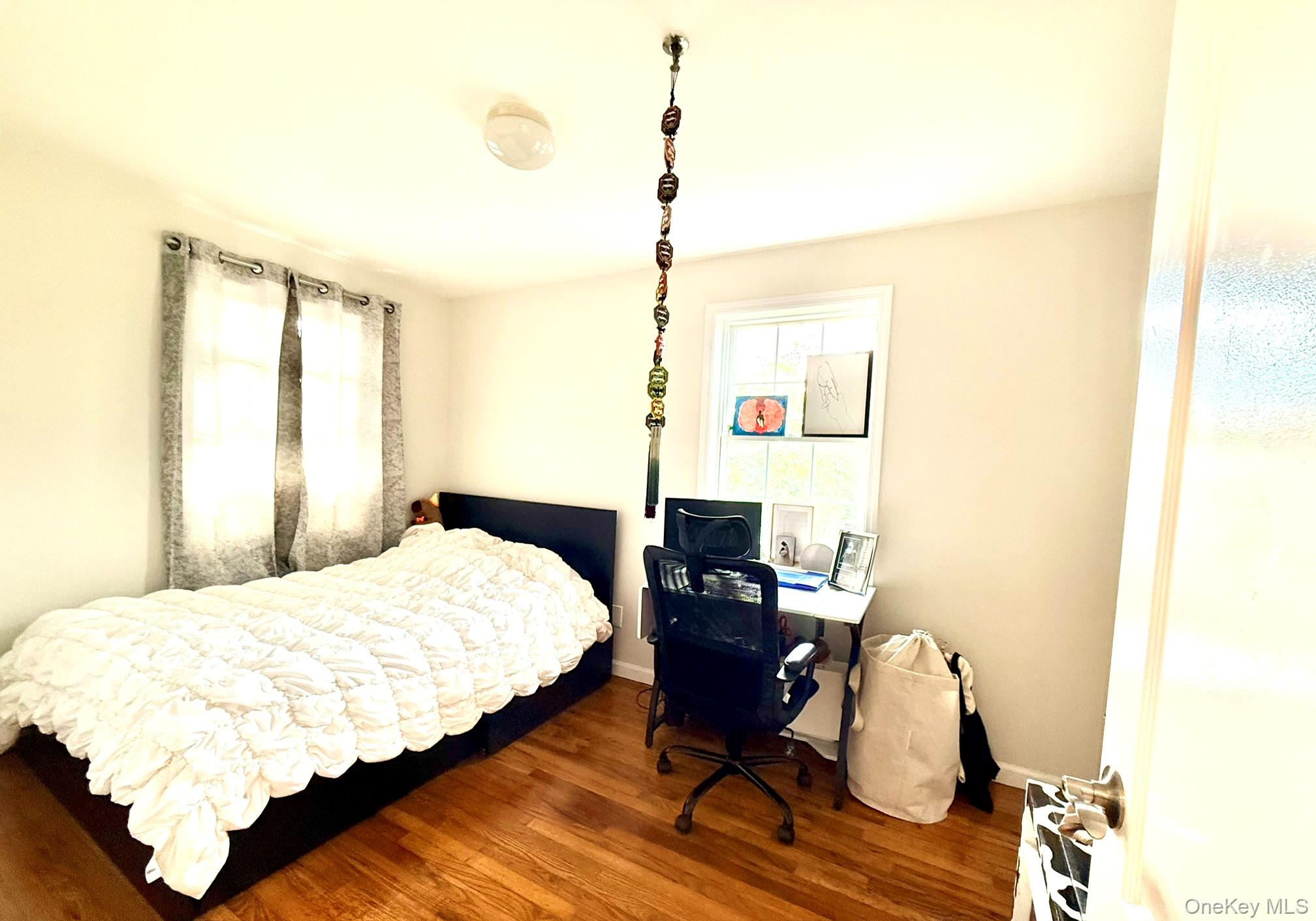 5811 84th Place – For Rent photo 2