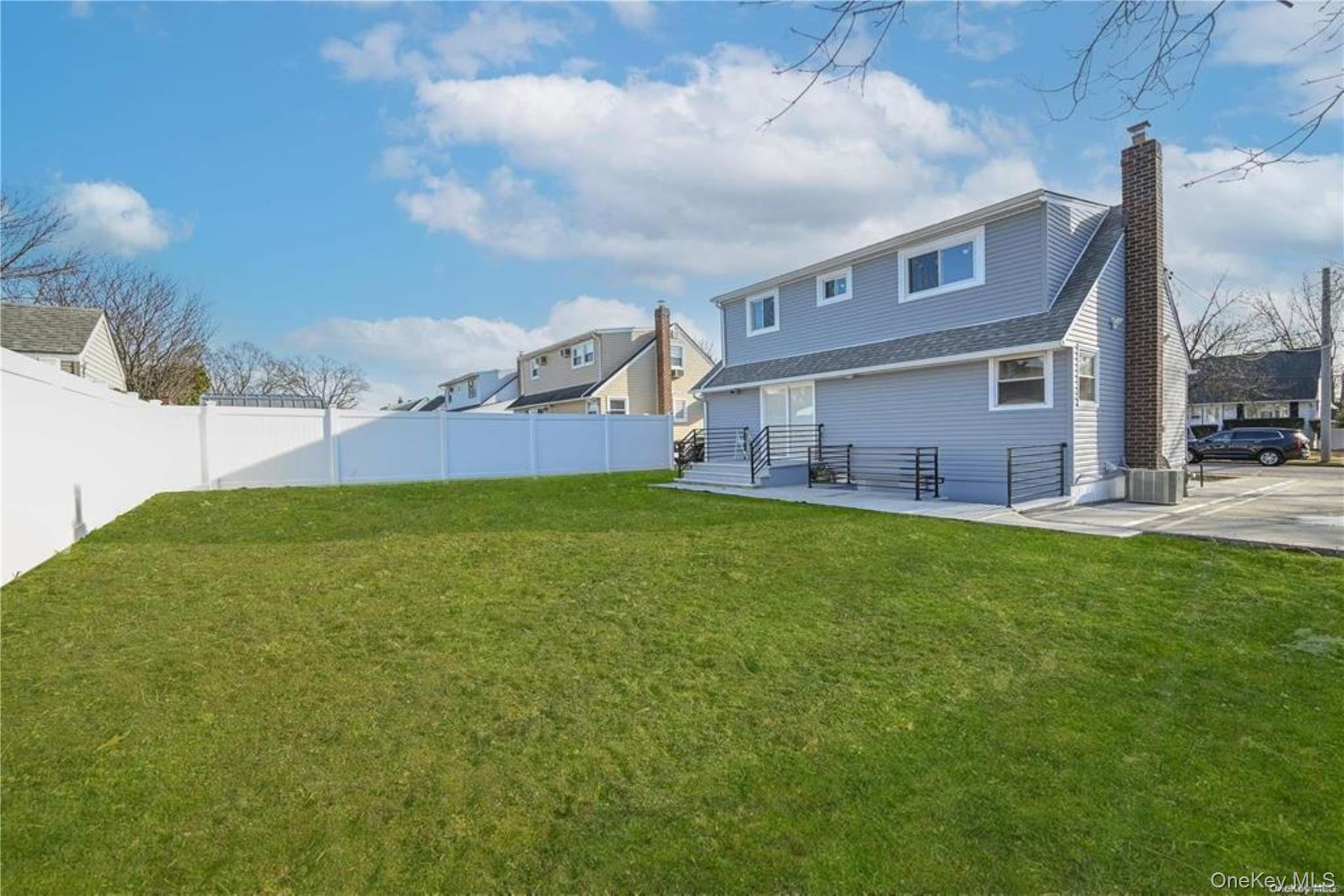 253 Meyer Avenue – For Sale photo 4
