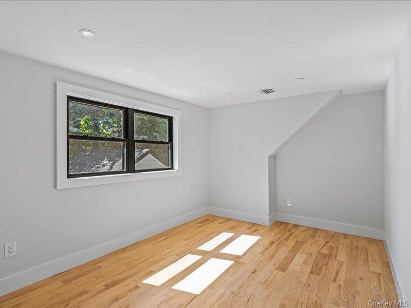 6 Slocum Avenue – For Sale photo 23