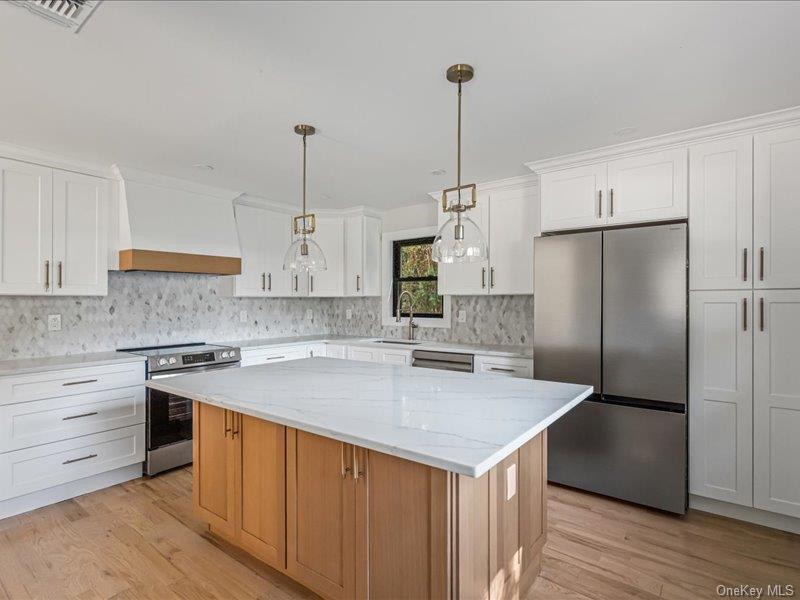 6 Slocum Avenue – For Sale photo 12