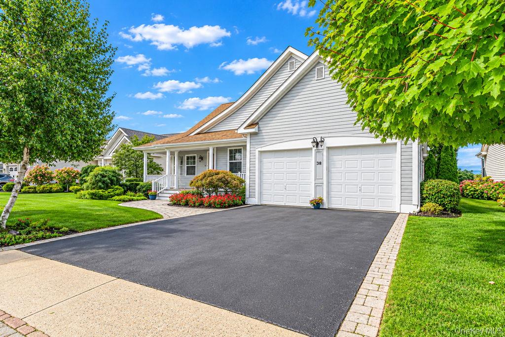 38 Tyler Drive – For Sale photo 3