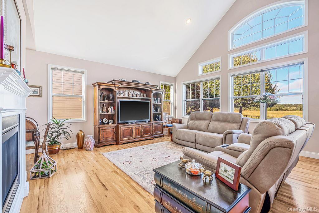 38 Tyler Drive – For Sale photo 15