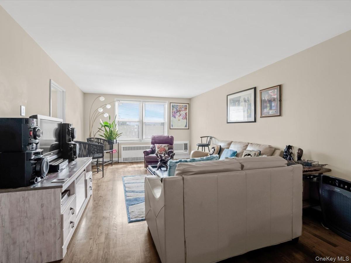 530 Dubois Avenue, Unit 2C photo 6