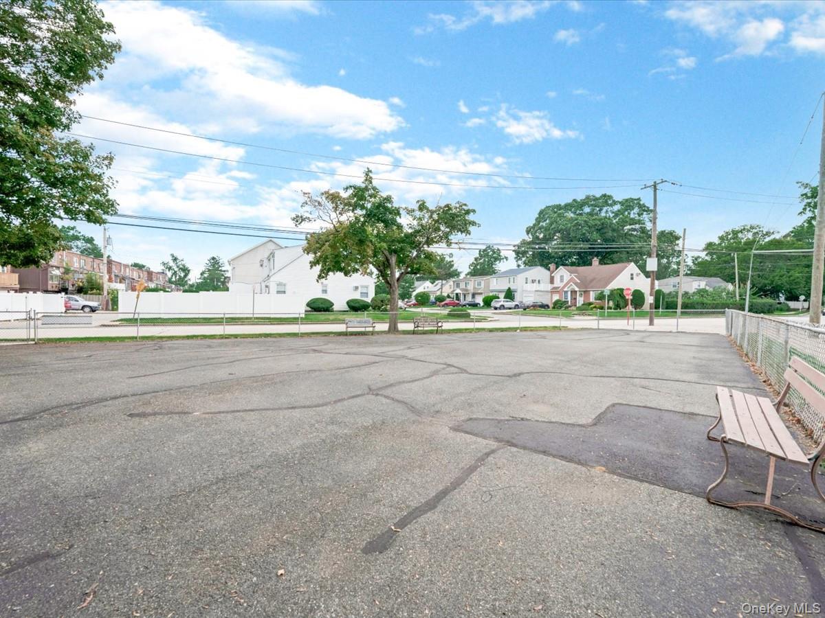 530 Dubois Avenue, Unit 2C photo 15