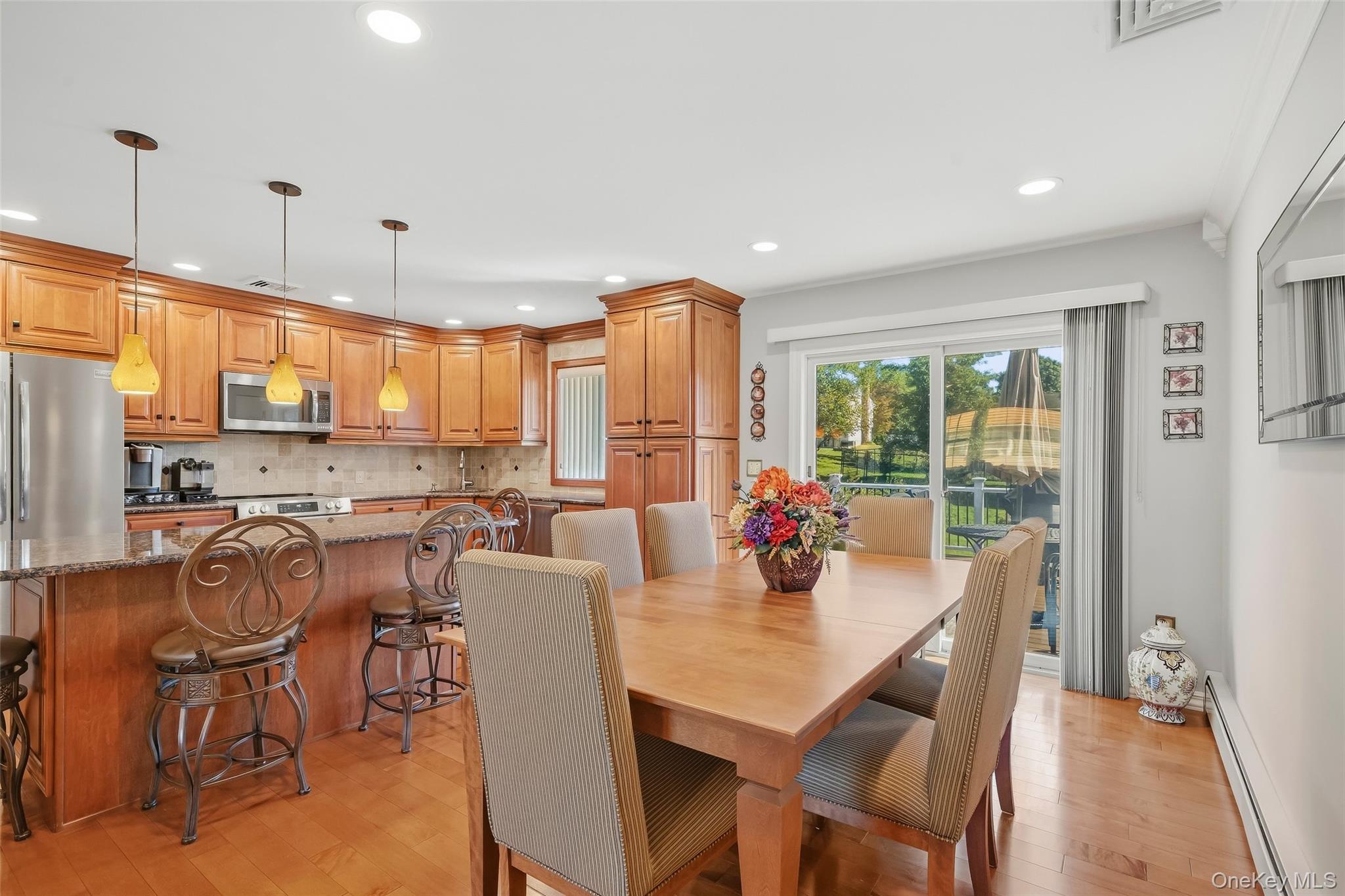 6 Liberty Court – For Sale photo 3